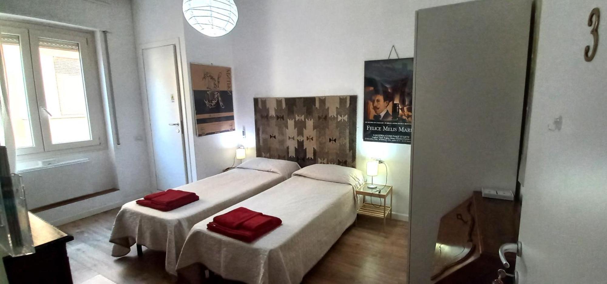 B&B Leo Каляри Екстериор снимка